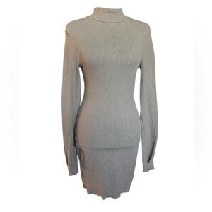 5/25$ ✨ Beginning Boutique Ribbed Tan Dress